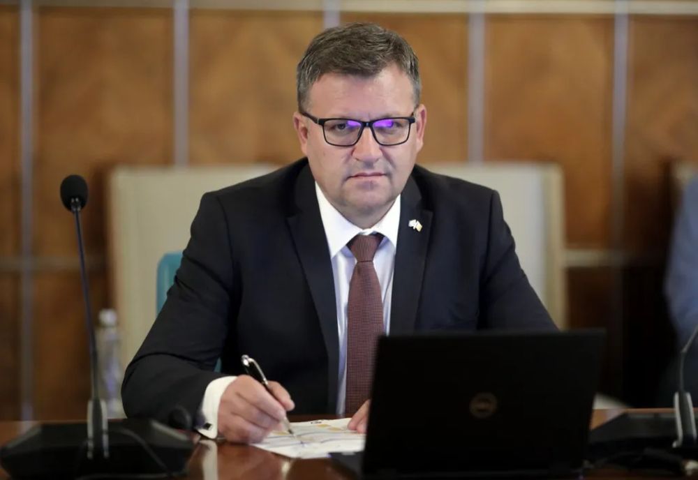 Marius Budăi, atac dur la premierul Bolojan: „A strâns doar 30.800 de euro din CASS-ul mamelor! Pentru asta ați tăiat indemnizațiile?”