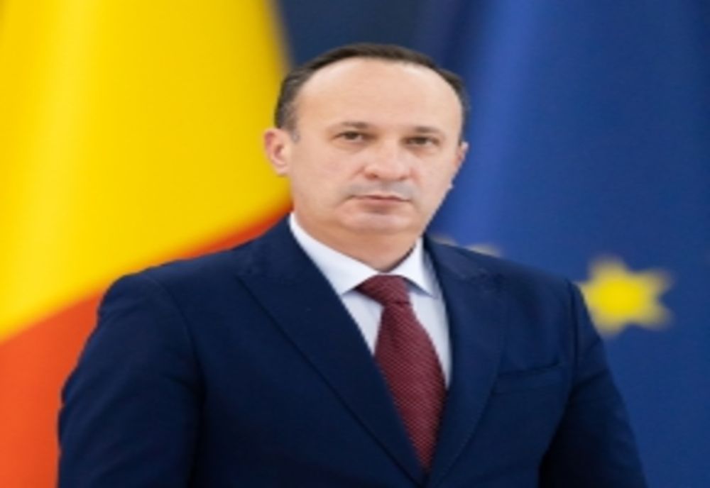 Fostul ministru al Finanțelor, Adrian Câciu, ironizează „revolta” tardivă a unor magistrați cu 40.000 de lei pensie