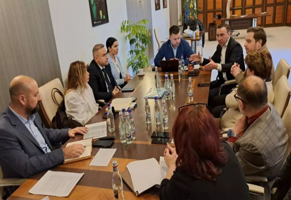 Soluții de urgență pentru apa caldă și căldura din București. Ciprian Ciucu și ministrul Energiei, întâlnire pentru remedierea problemelor