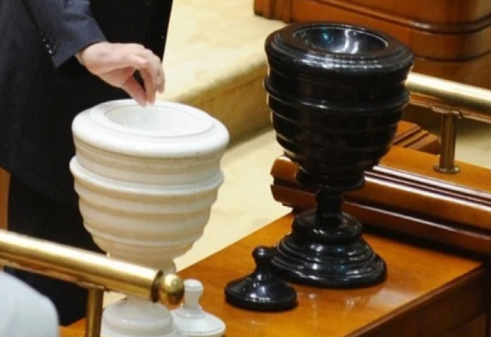 Opoziția amenință Guvernul Orban cu o moțiune de cenzură