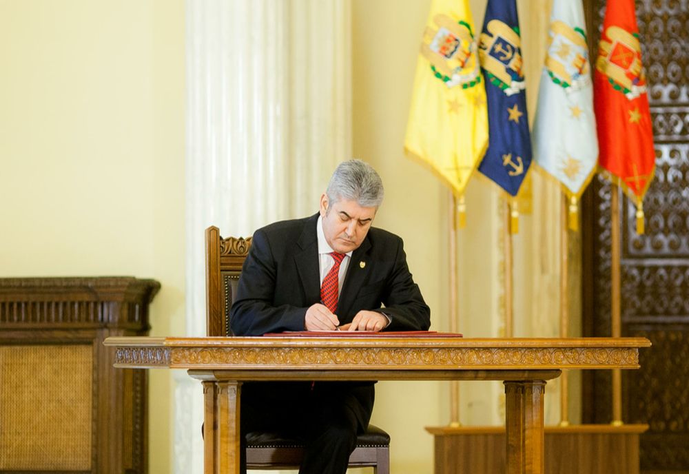 Fostul ministru de Interne Gabriel Oprea, achitat în dosarul "Limuzina”