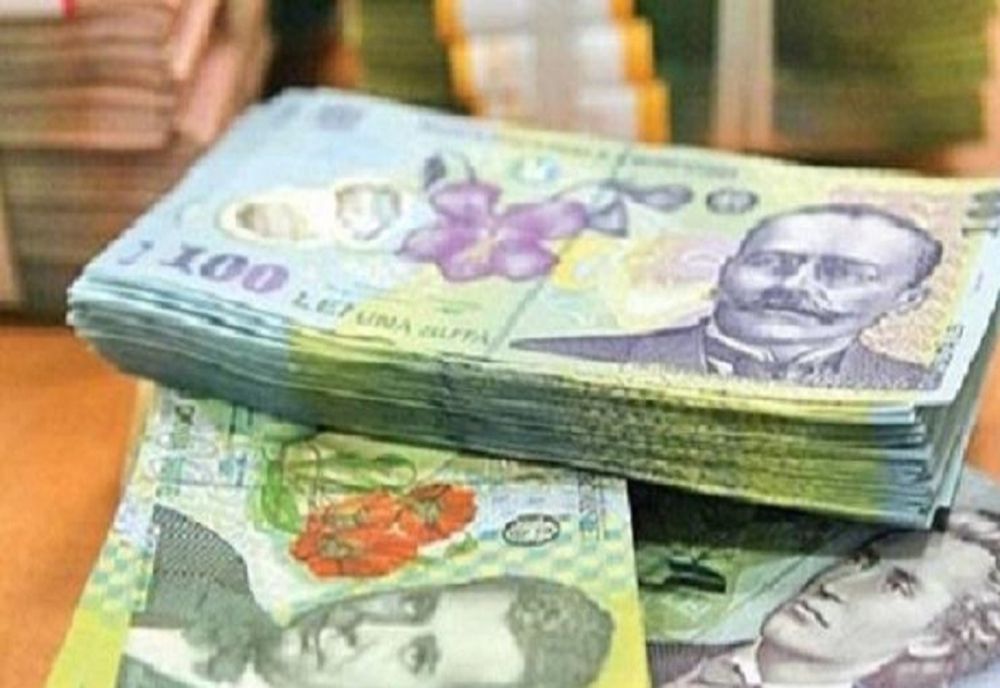 Săptămână de lucru de patru zile și tăierea salariilor bugetarilor - Propunerile economistului șef al BNR