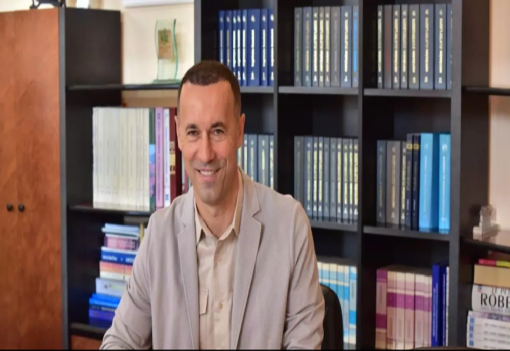 Percheziții DNA acasă la Iulian Dumitrescu, președintele CJ Prahova