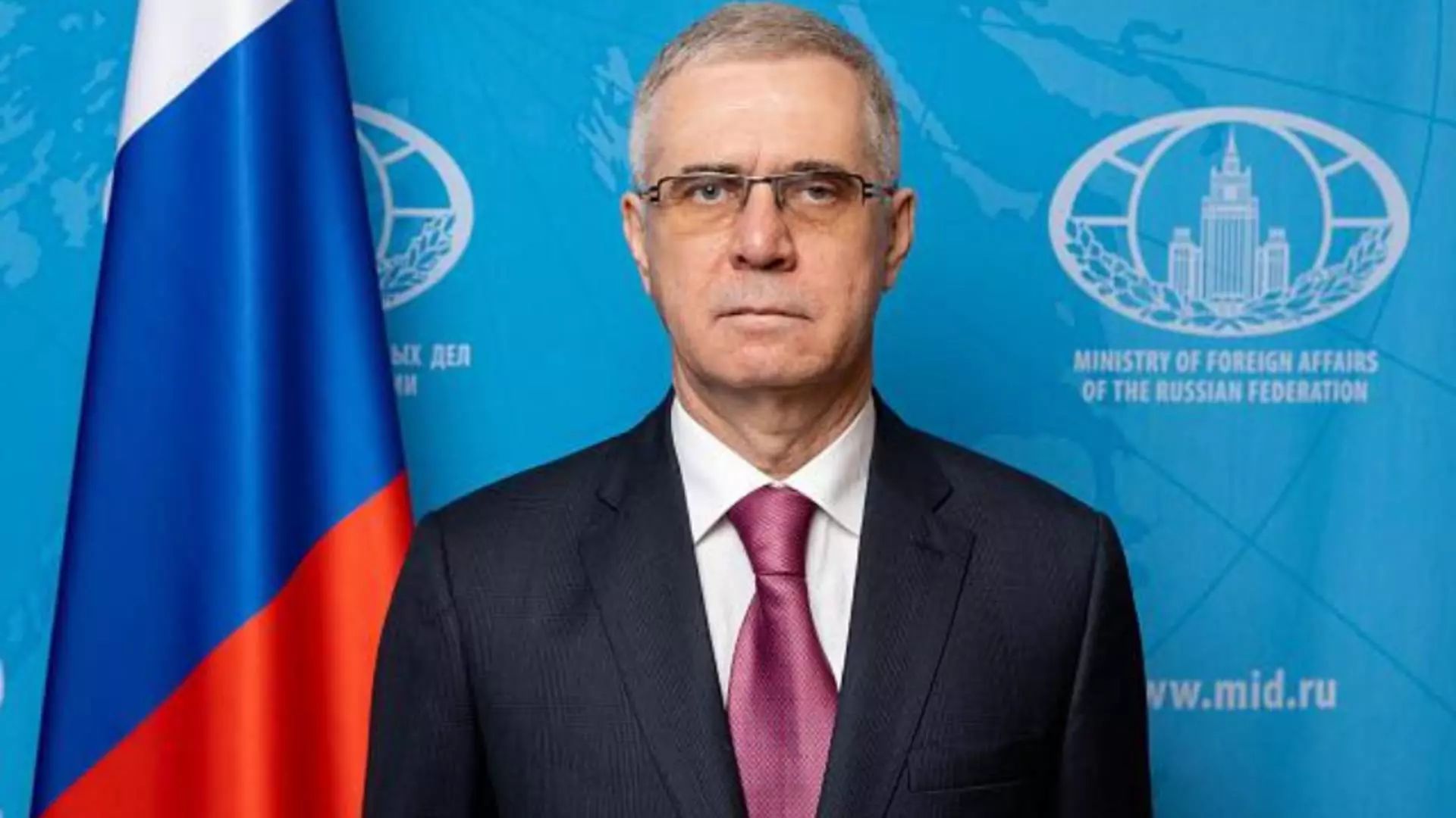 Ambasadorul rus la București amenință voalat România: „Bucureștiul nu va putea suporta costurile unificării cu Republica Moldova” ”România a introdus trupe în Basarabia rusă”